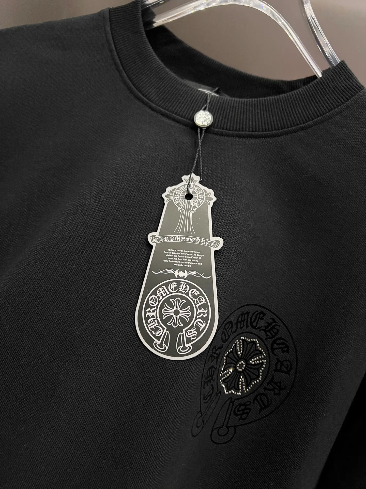 🅿️260 CH Crow 2025 autumn and winter new round neck long-sleeved sweatshirt Ten horseshoe Sanskrit characters Middle Eastern and Australian diamonds + flocking design technology The real thing is great🔥Same style for men and women Loose version Size S M L XL XXL Five sizes black white